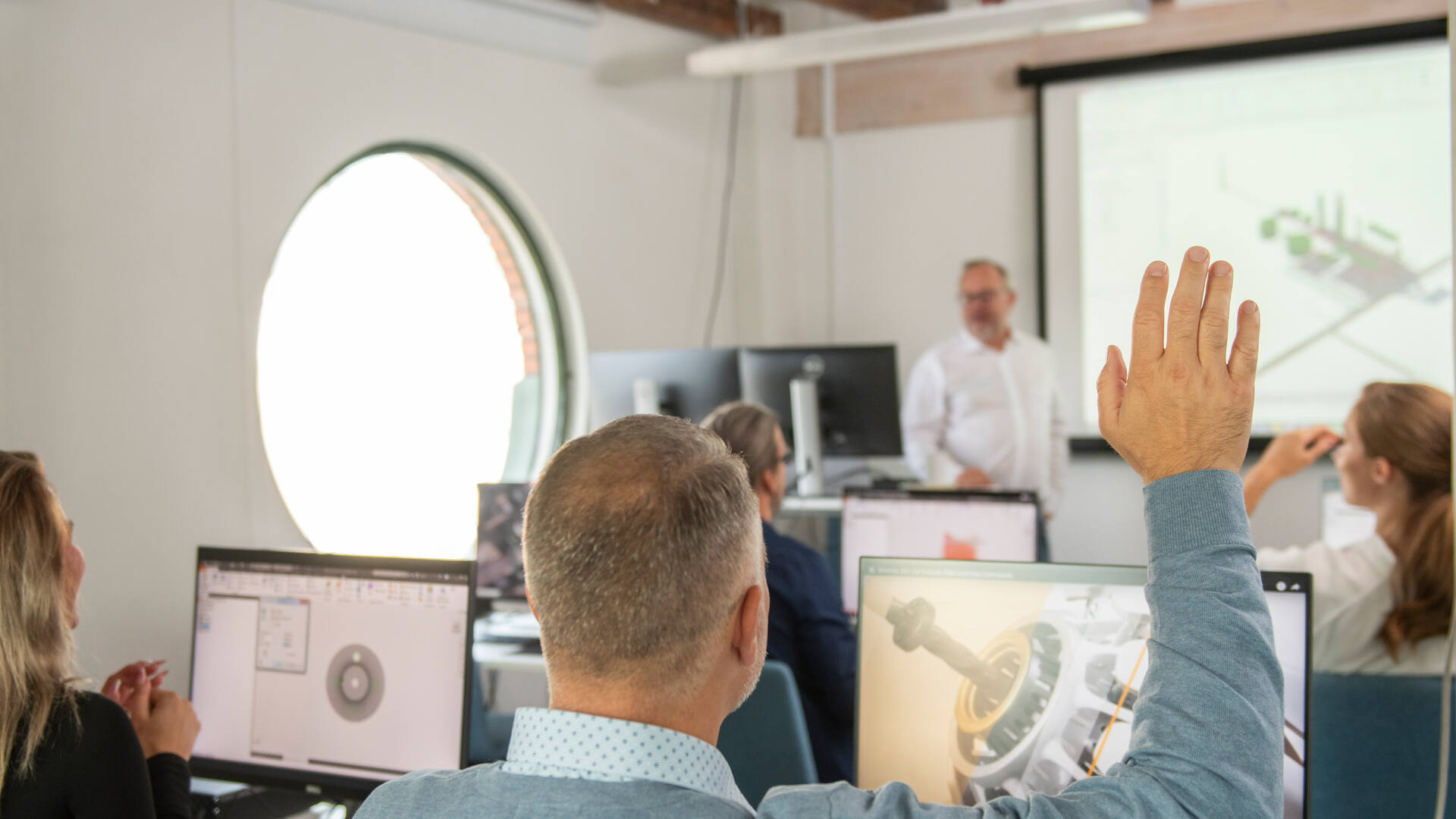 Symetri Training In Revit